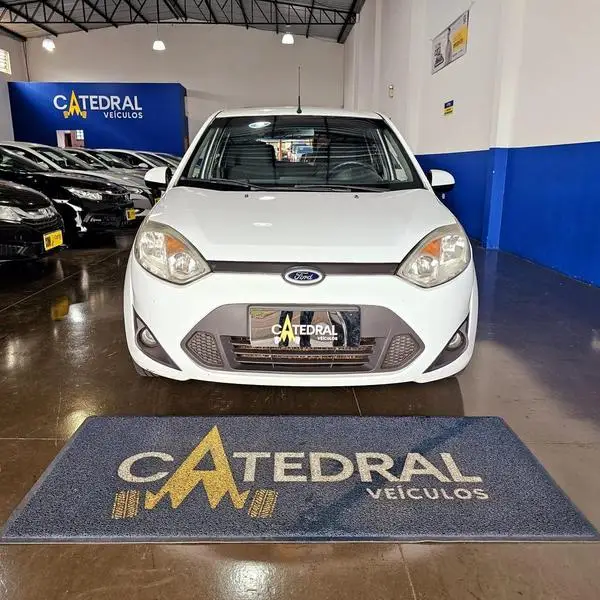 Ford Fiesta Hatch 1.6 (Flex)