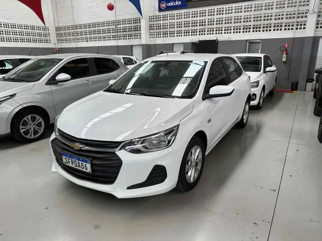Carro Chevrolet Onix 2023 LT 1.0