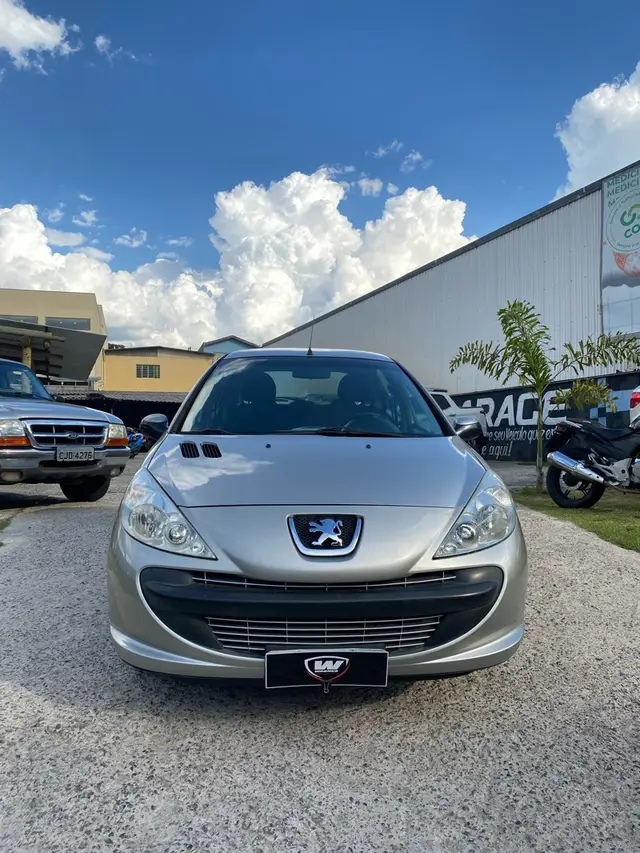 Carro Peugeot 207 2011 Hatch XR 1.4 8V (flex) 2p
