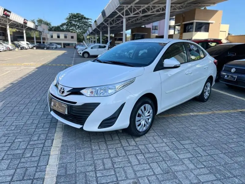 Toyota Yaris 1.3 XL Live (Flex)