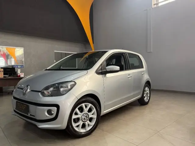 Carro Volkswagen Up! 2015 1.0 12v E-Flex high up!