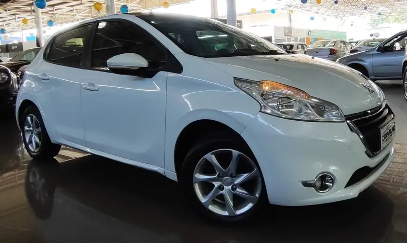 Peugeot 208 Allure 1.5 8V (Flex)