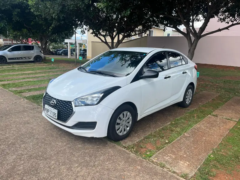 Hyundai HB20S 1.0 Unique (Flex)