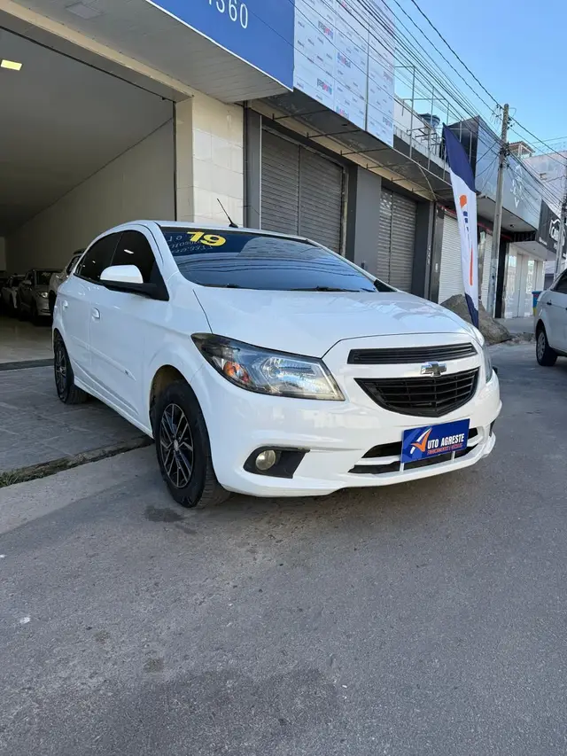 Carro Chevrolet Onix 2019 1.0 Joy SPE/4