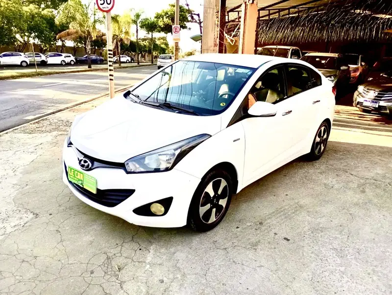 Hyundai HB20S 1.6 Comfort Style (Aut) (Flex)