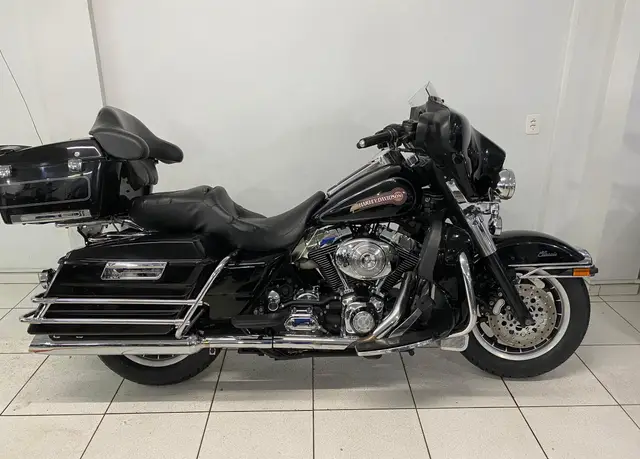 Carro Harley-Davidson Electra Glide 2005 Ultra Fuel Injection