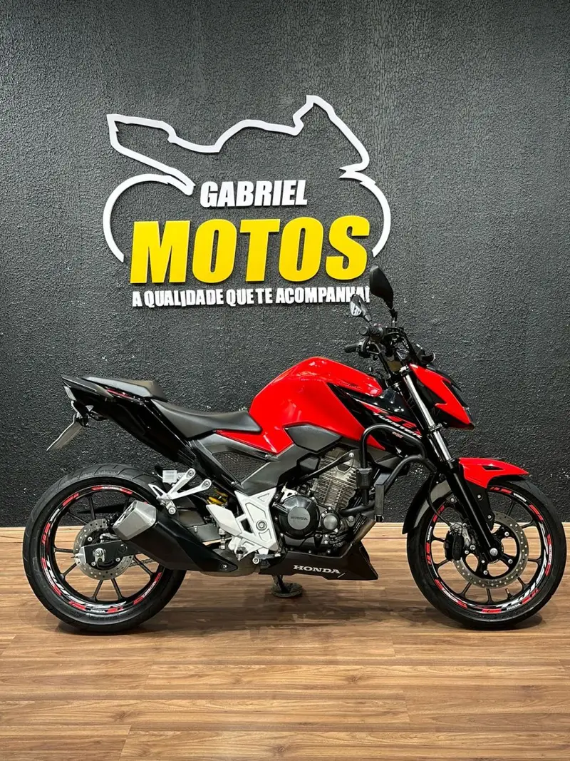 Honda CB 300F Twister (ABS)