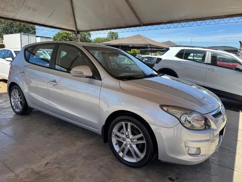 Hyundai i30 GLS 2.0 16V
