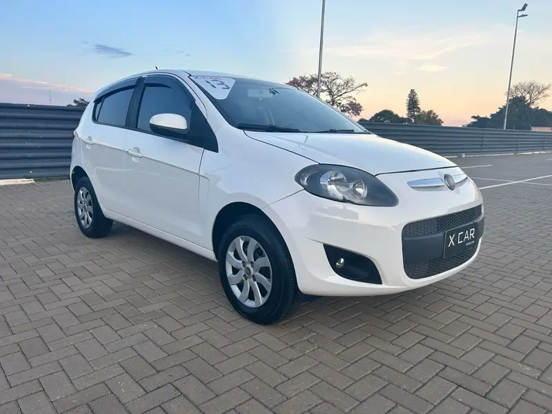 Fiat Palio Attractive 1.4 8V (Flex)