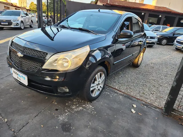 Carro Chevrolet Agile 2013 LTZ 1.4 8V (Flex)