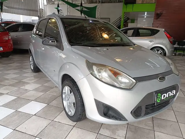 Carro Ford Fiesta Hatch 2014 SE 1.0 RoCam (Flex)