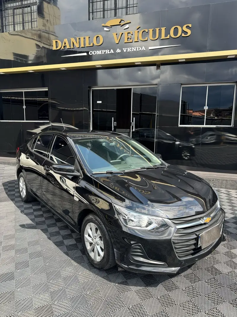 Chevrolet Onix Plus LT 1.0