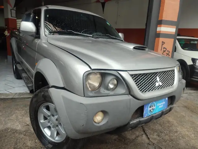 Carro Mitsubishi L200 Triton Outdoor 2012 GLS 2.5 4X4