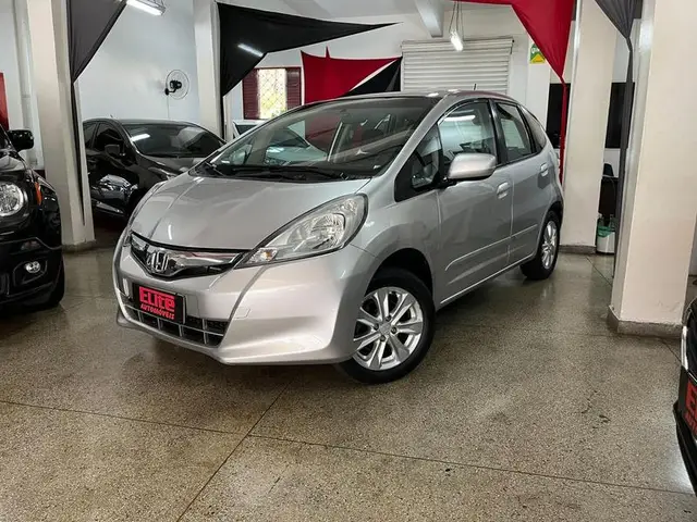 Carro Honda Fit 2014 LX 1.4 (flex)
