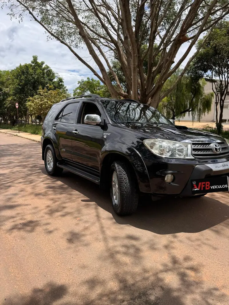 Toyota Hilux SW4 SRV 4x4 3.0 Turbo  (aut)