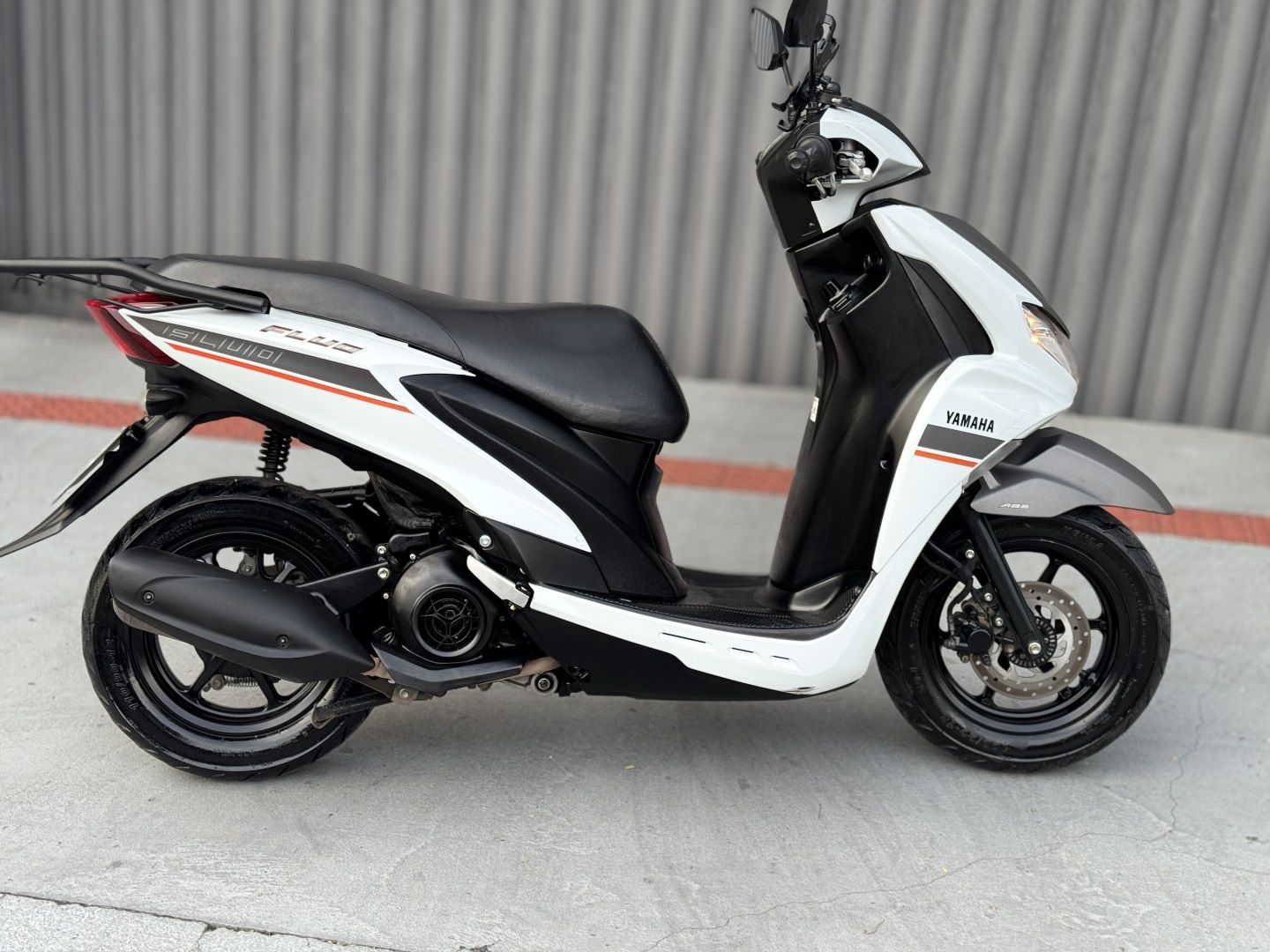 Yamaha Fluo
