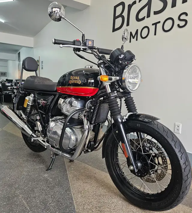 Carro Royal Enfield Interceptor 2024 650 (ABS)