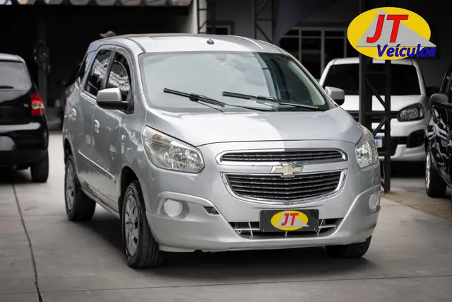 Carro Chevrolet Spin 2014 LT 5S 1.8 (Flex)