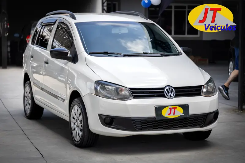 Volkswagen SpaceFox Trend iMotion 1.6 8V (Flex) (Aut)