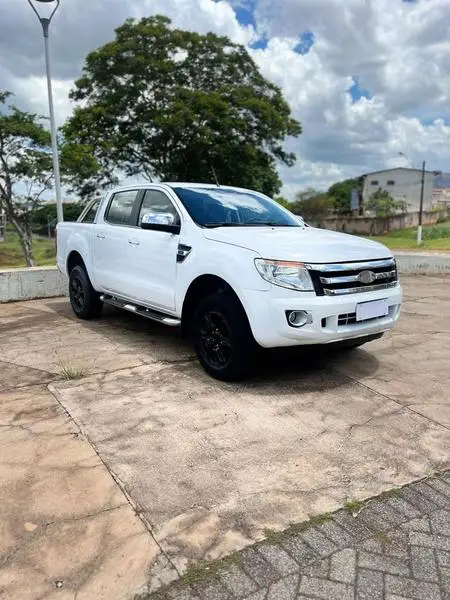 Carro Ford Ranger Cabine Dupla 2013 Ranger 2.5 Flex 4x2 CD XLT