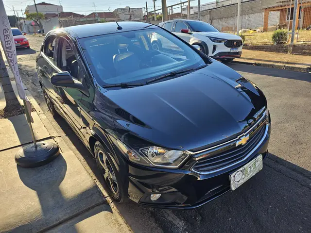 Carro Chevrolet Onix 2019 1.4 LTZ SPE/4