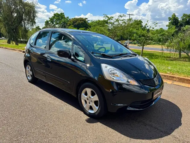 Carro Honda Fit 2011 New  LX 1.4 (flex) (aut)