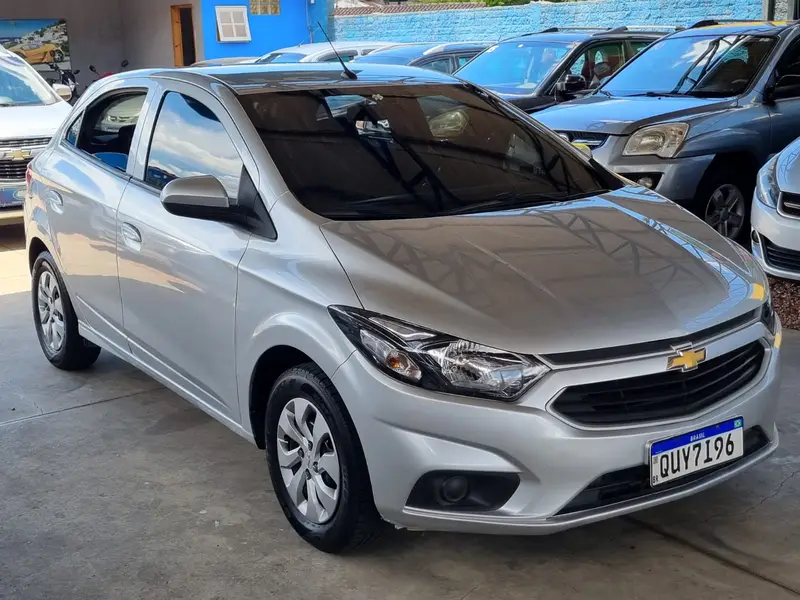 Chevrolet Onix 1.0 LT SPE/4