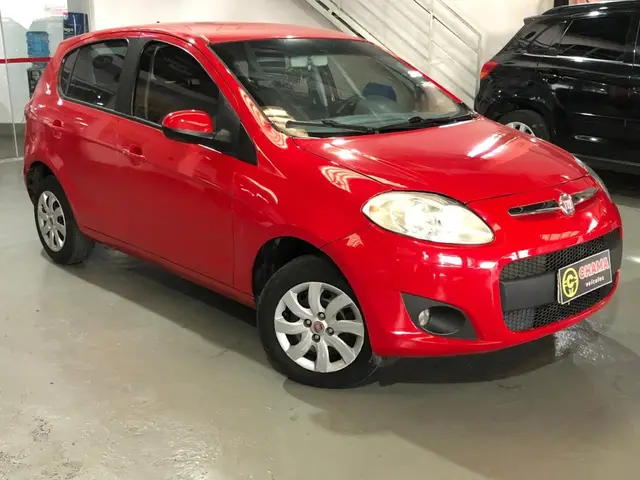 Carro Fiat Palio 2014 Attractive 1.0 8V (Flex)