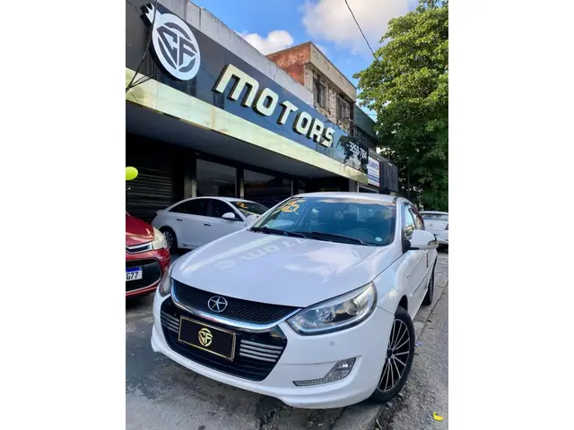 Carro JAC J5 2016 1.5 16V VVT