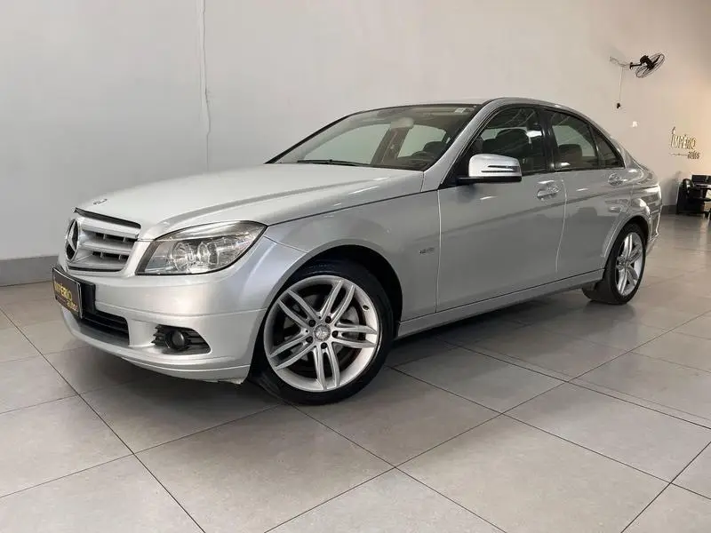 Mercedes-Benz C 180 CGI Kompressor Classic 1.6 16V Aut.