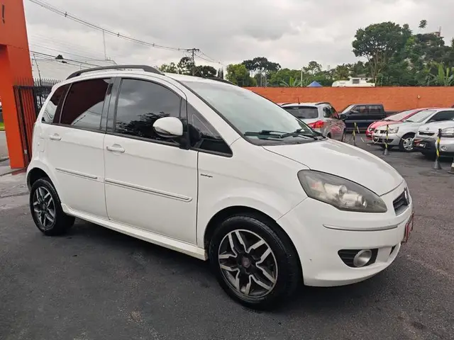 Carro Fiat Idea 2012 Sporting 1.8 16V E.TorQ Dualogic (Flex)