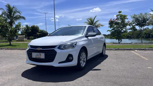 Carro Chevrolet Onix Plus 2020 1.0 LT Turbo (Flex)