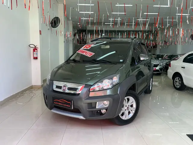 Carro Fiat Idea 2015 Adventure 1.8 16V E.TorQ (Flex)