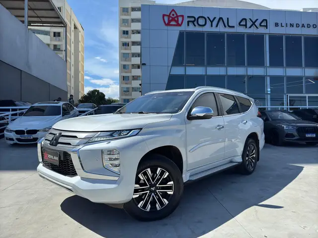 Carro Mitsubishi Pajero Sport 2021 2.4 DI-D HPE-S (Aut) 4x4