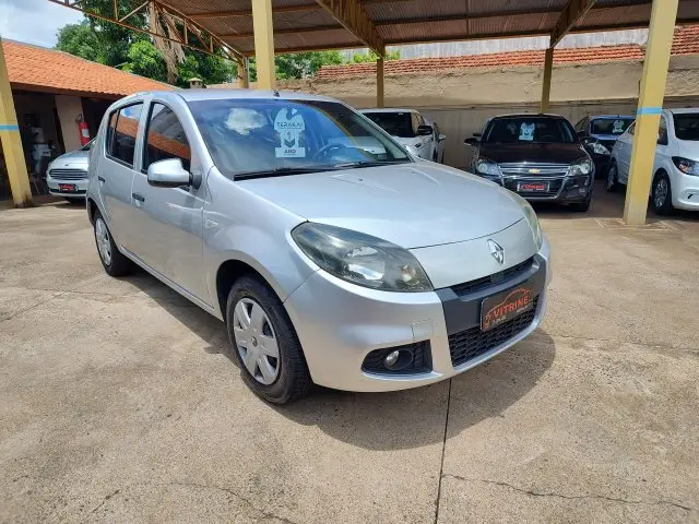 Renault Sandero Expression 1.6 8V (flex)