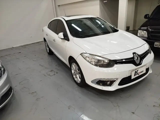 Carro Renault Fluence 2016 2.0 16V Privilege X-Tronic (Flex)