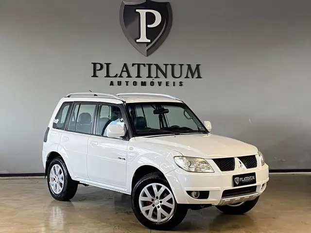 Carro Mitsubishi Pajero TR4 2013 2.0 16V 4X4 (Flex) (Aut)