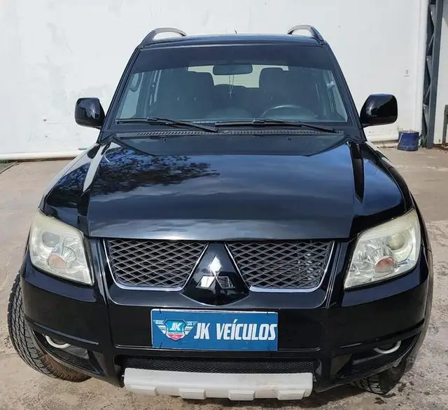 Carro Mitsubishi Pajero TR4 2012 2.0 16V 4x2 (Flex)