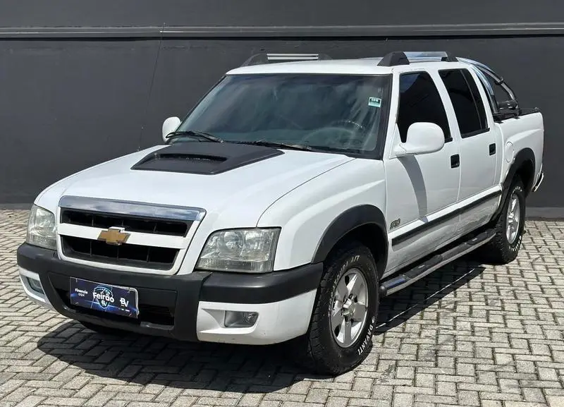 Chevrolet S10 Luxe 4x2 2.8 (Cab Dupla)