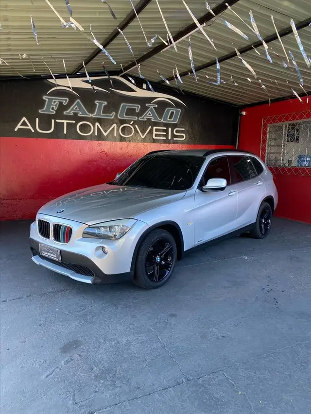 Carro BMW X1 2011 2.0 16V sDrive18i