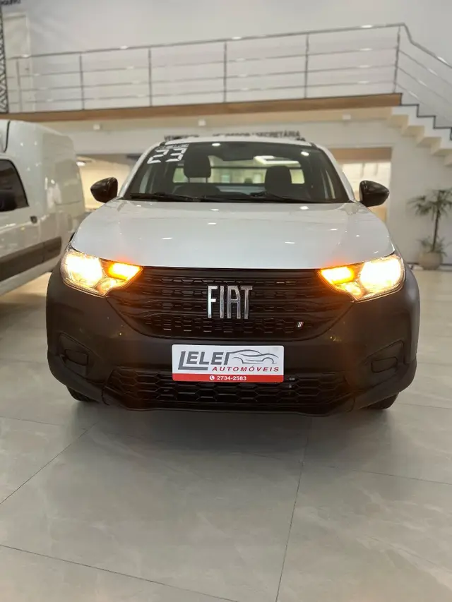Carro Fiat Strada 2023 Endurance 1.4 Cabine Plus (Flex)