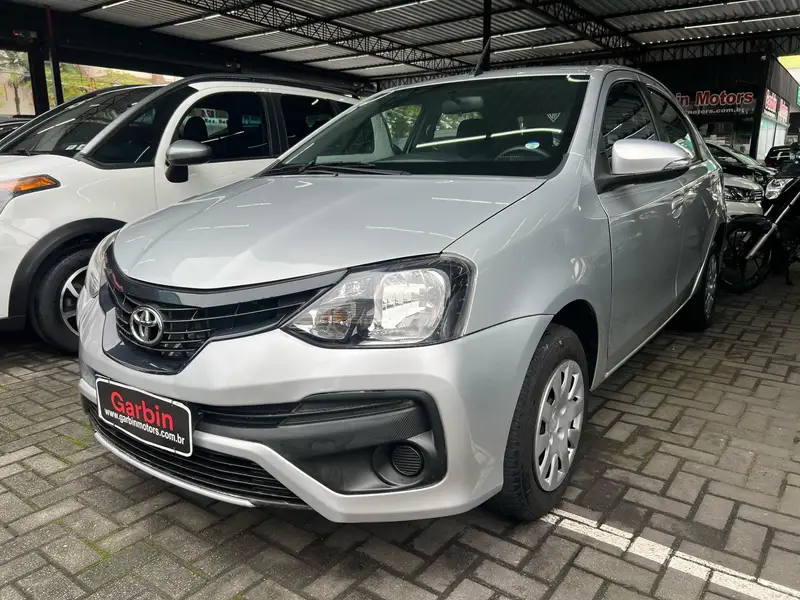 Toyota Etios Sedan X Plus 1.5 (Aut) (Flex)