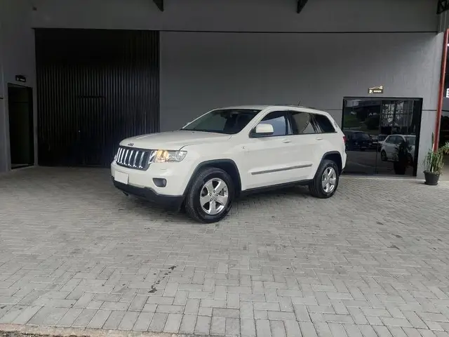 Carro Jeep Grand Cherokee 2012 Laredo 3.6 (aut)