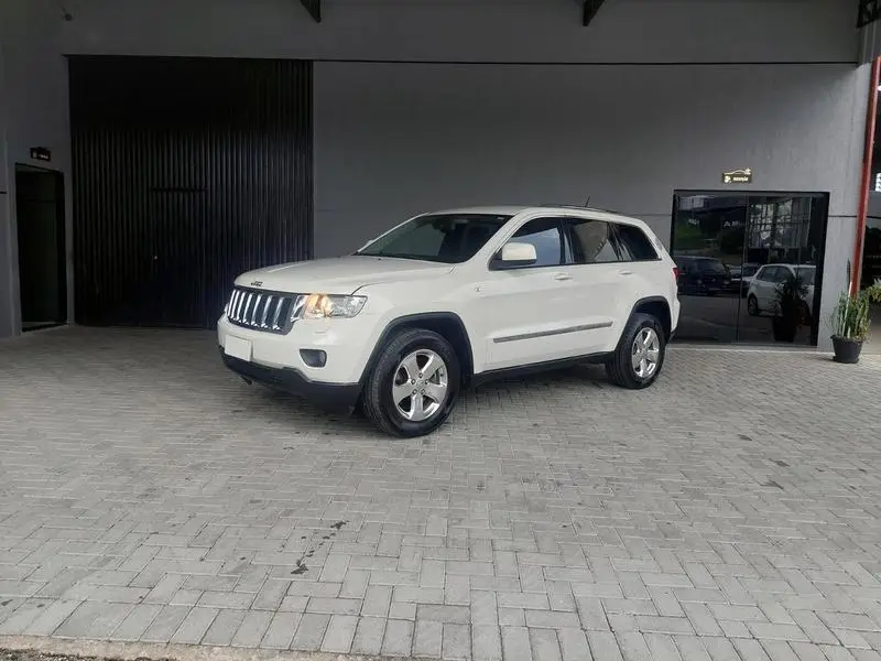 Jeep Grand Cherokee Laredo 3.6 (aut)