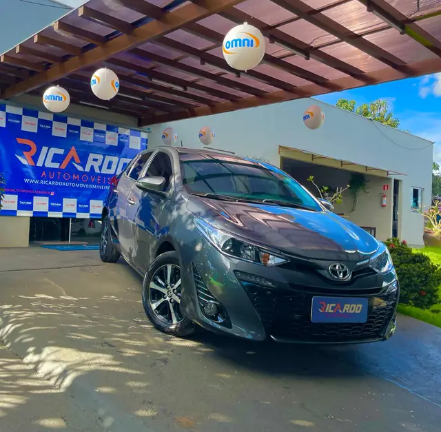 Carro Toyota Yaris 2022 1.5 XLS Connect CVT (Flex)