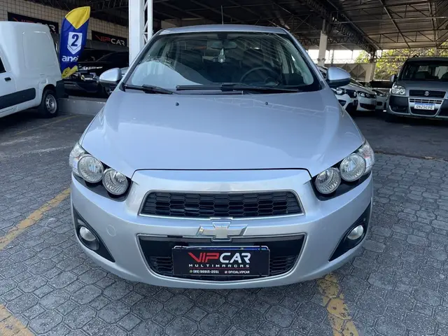 Carro Chevrolet Sonic Sedan 2012 LTZ (Aut)