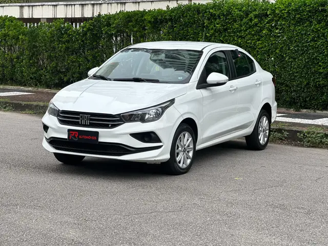 Carro Fiat Cronos 2023 Drive 1.0 (Flex) MT