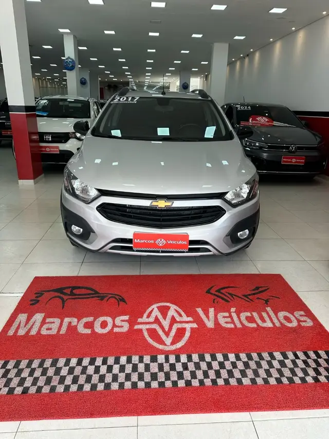 Carro Chevrolet Onix 2017 1.4 Activ SPE/4