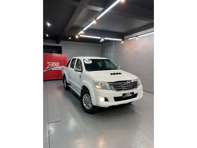 Carro Toyota Hilux Cabine Dupla 2014 Hilux 2.7 SRV CD 4x4 (Flex) (Aut)