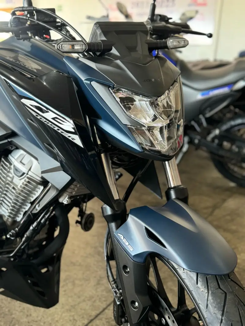 Honda CB 300F Twister (ABS)